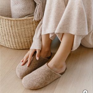 Jenni Kayne Cabin Moc Clog